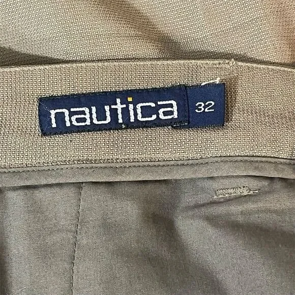 Nautica Men's Golf Pleated Front Chino Shorts Beige Size 32 Casual - Picture 3 of 5